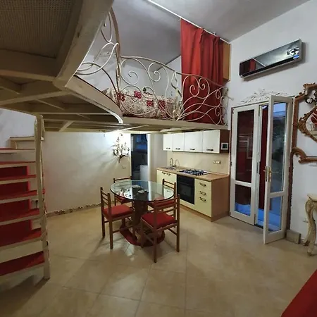 Merlo 1 & Parking Apartment Pisa